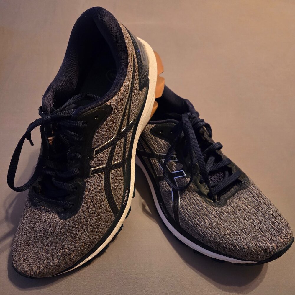 Women's Asics GT-1000